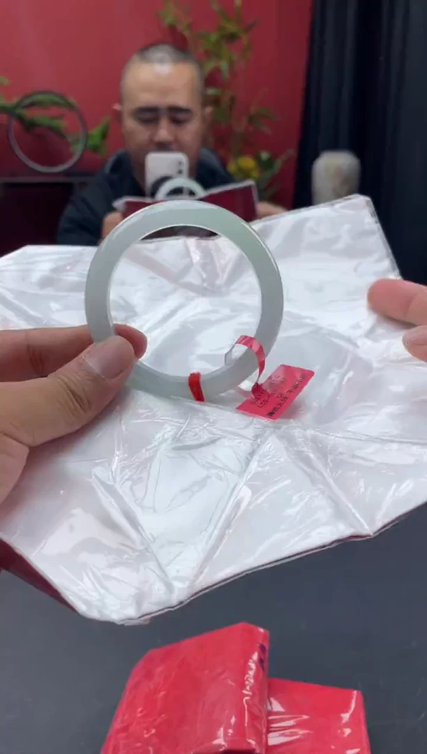 未镶嵌手镯翡翠4