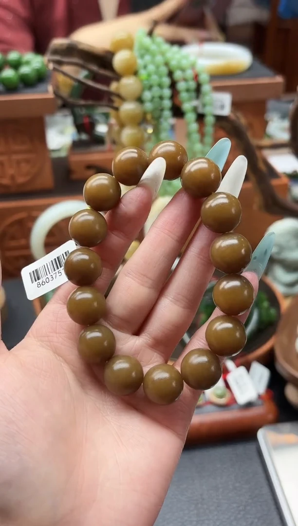 未镶嵌手串和田玉董小姐推荐 多样性发货 拍一发一t14