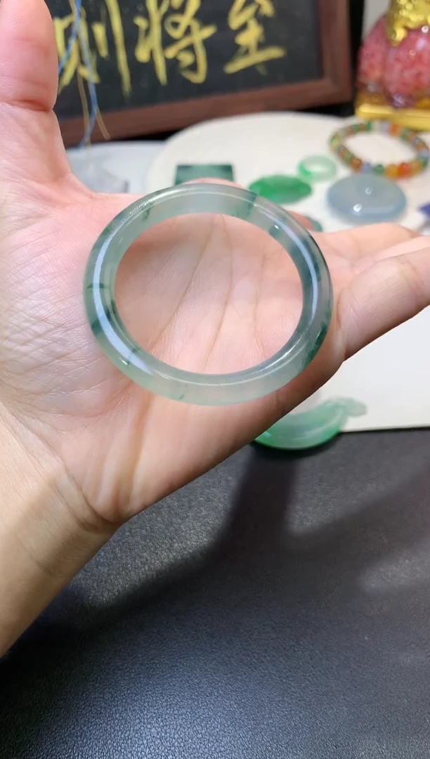 未镶嵌定制翡翠毛货