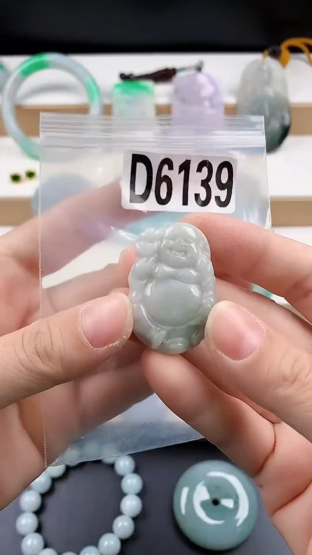 颈饰未镶嵌翡翠天然翡翠吊坠挂件