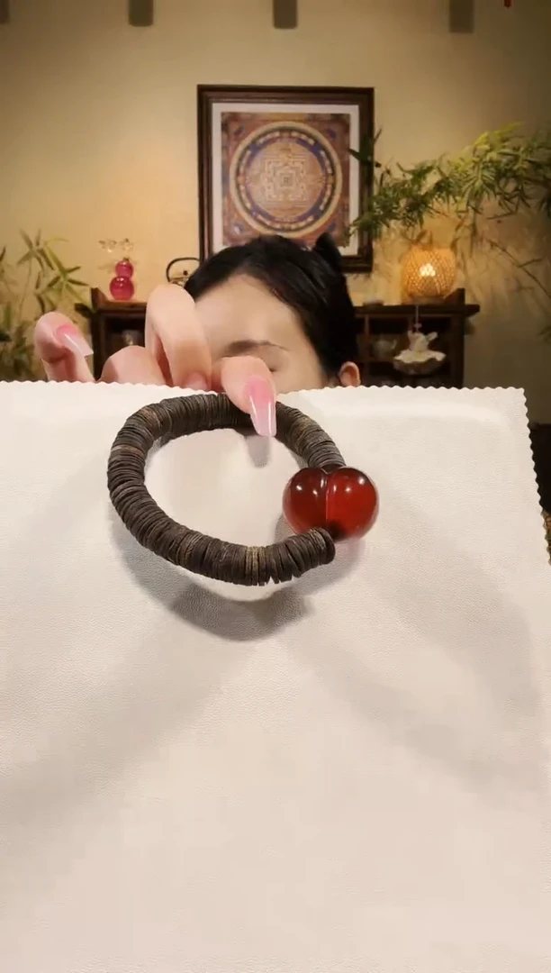 手链血珀未镶嵌婷****?沉香