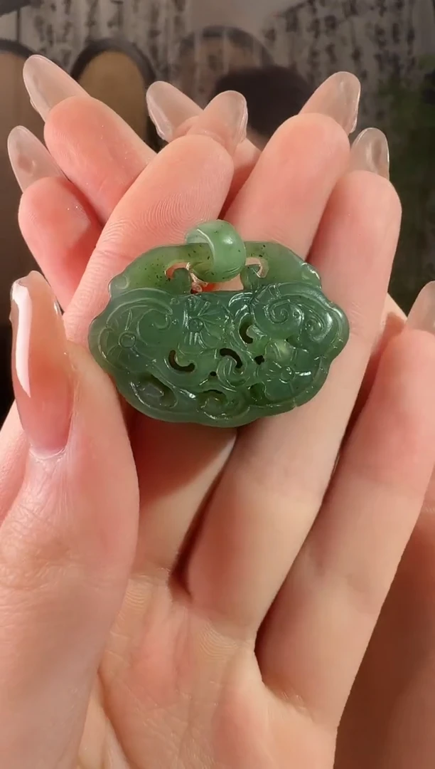 和田玉未镶嵌颈饰碧玉锁17