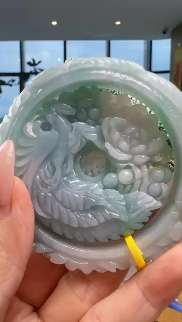 翡翠未镶嵌颈饰配底座YJ@@960Q3J19566