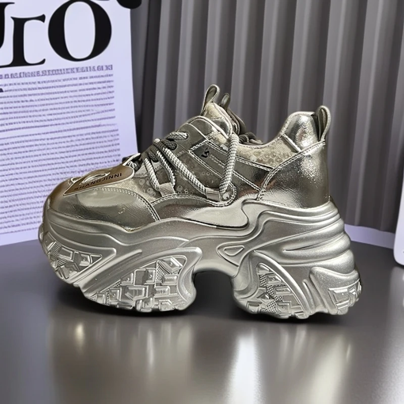 【现货】明星同款小个子厚底隐形内增高老爹鞋女秋新款矮子乐休闲鞋