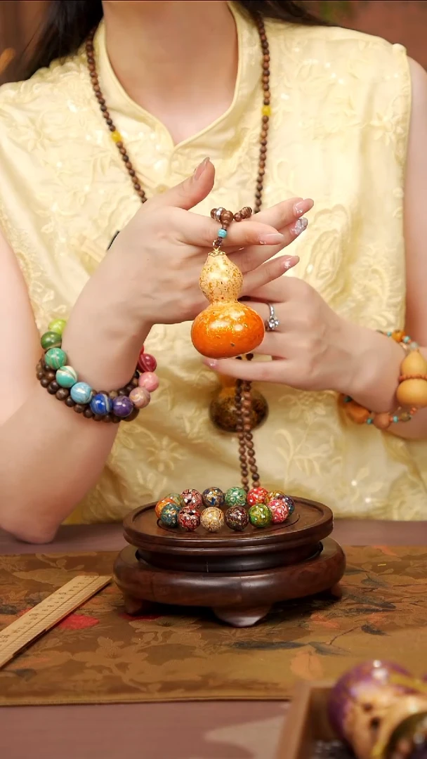 190易林大漆脖挂小葫芦---158