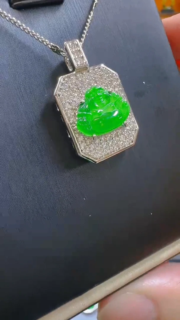 翡翠未镶嵌吊坠(赠链)天然A货翡翠