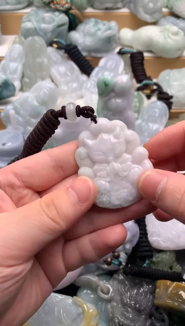 吊坠(不含链)未镶嵌翡翠1