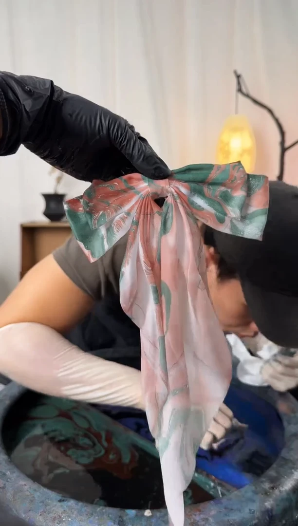 270一字夹荷塘锦鲤