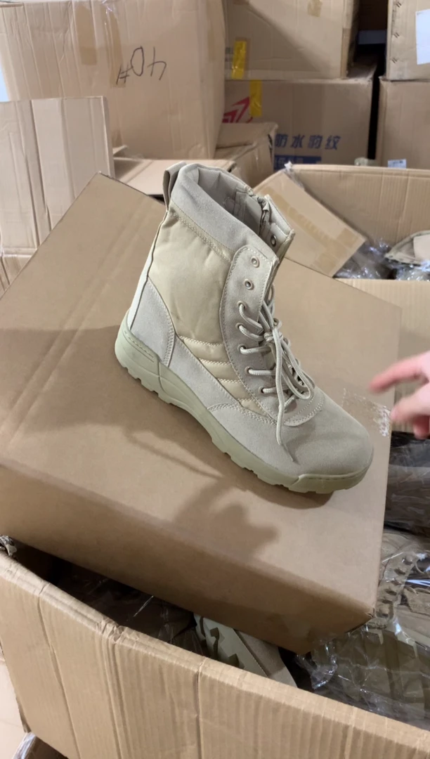 超纤44码，超纤中帮侧拉链 运动鞋码 脚胖拍大，可能裂皮 默认微瑕