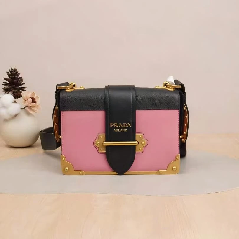 99新 Prada/普拉达 /夏vv1202/斜挎包/17644701