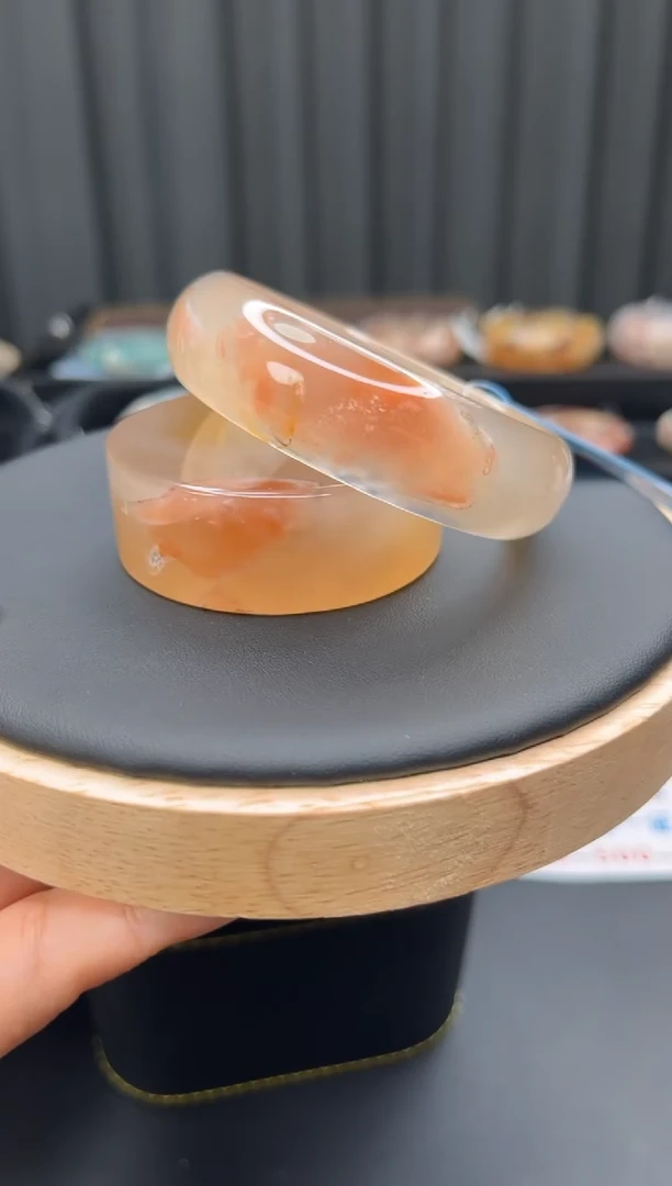 石英质玉手镯未镶嵌赠送镯心（圈口58