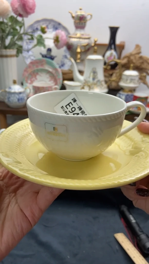 瓷片X****?948谨慎参拍，防伪帖撕毁无售后