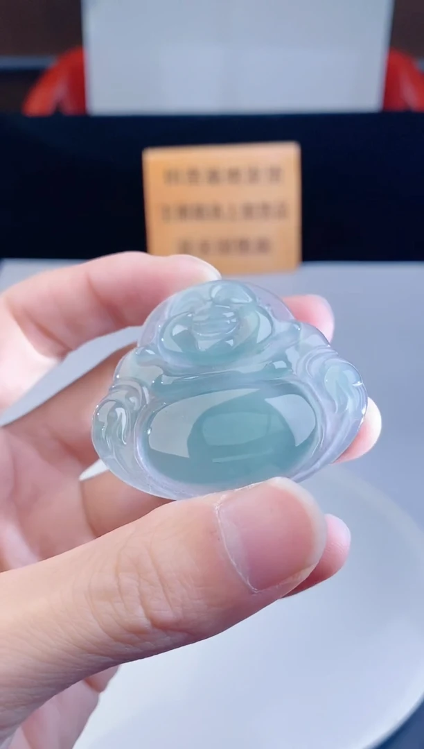 颈饰未镶嵌翡翠·