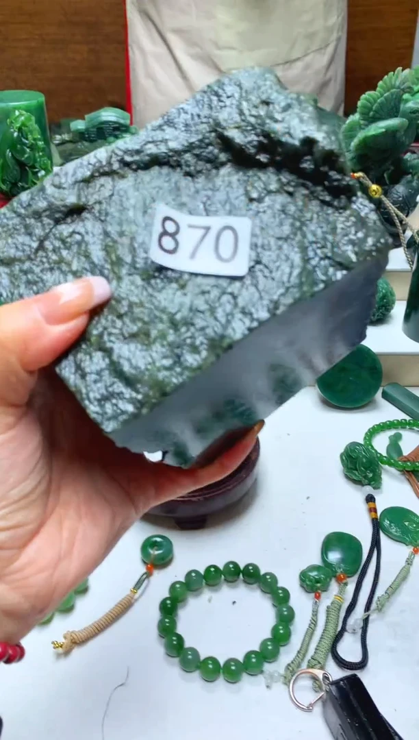 未镶嵌和田玉摆件1