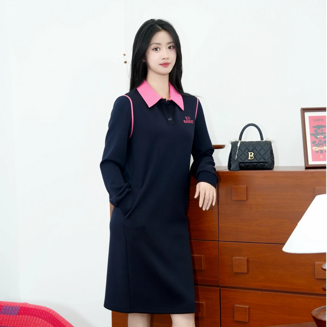 十二篮专选25年新款气质时尚显瘦藏蓝翻领休闲卫衣裙女7C65305260