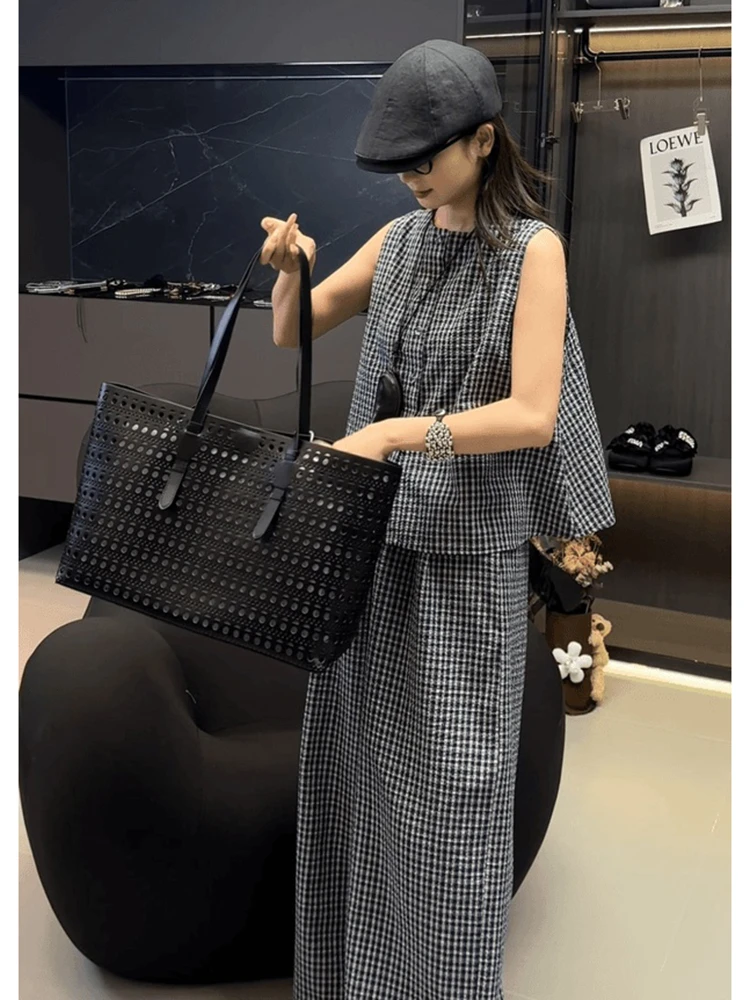 2025超火夏装一整套轻奢高级炸街减龄洋气时尚格子无袖衬衫套装裤