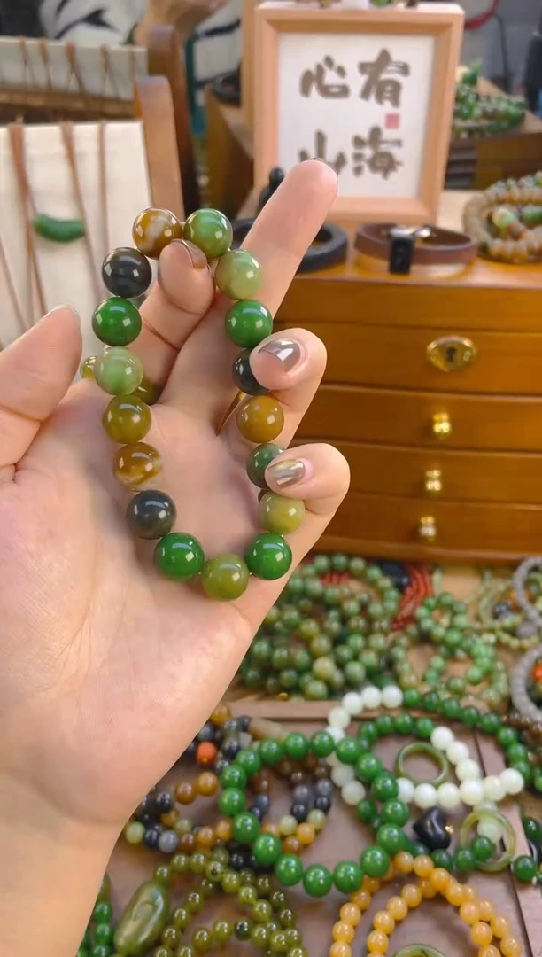 未镶嵌手串和田玉莫奈花园