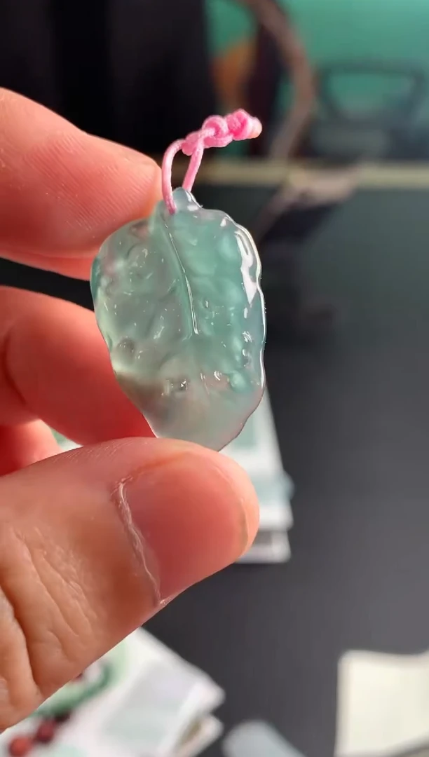 未镶嵌定制翡翠江***多翡翠