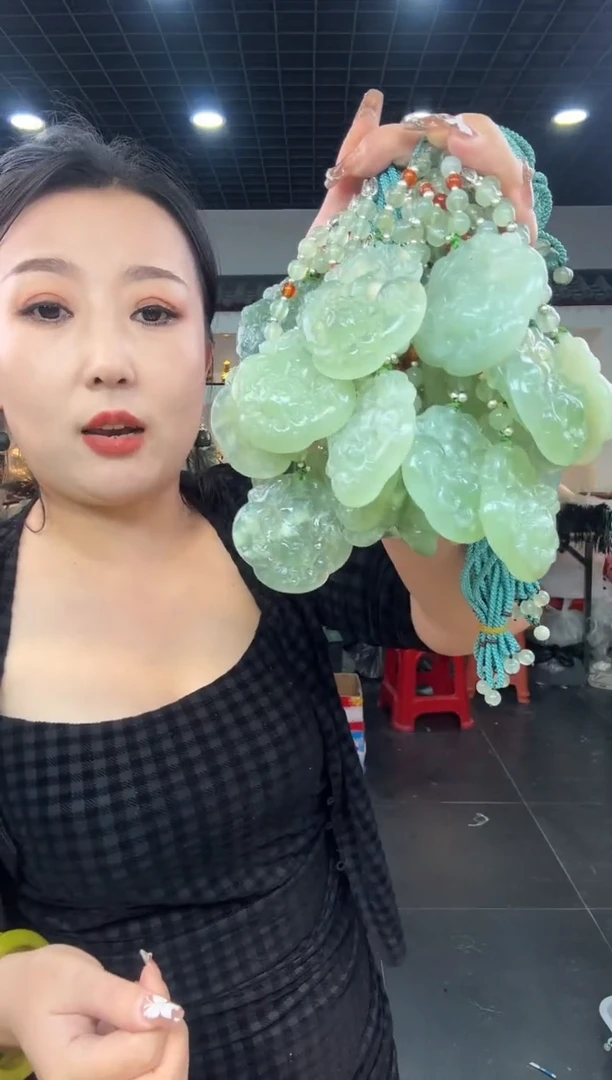 【闪购商品】岫玉颈饰未镶嵌180大牡丹花锁【半珠链】