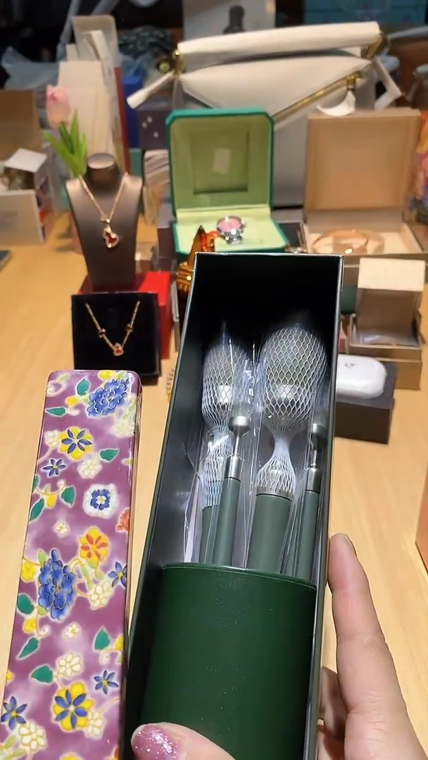 【闪购商品】瓷片锅碗瓢盆一件不剩