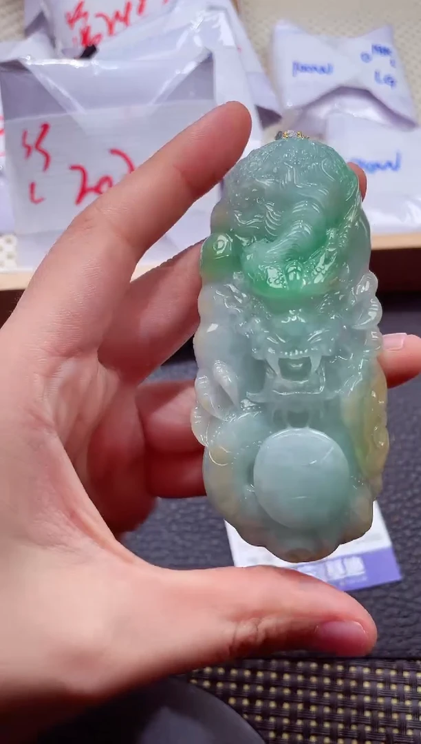 未镶嵌挂件翡翠000111