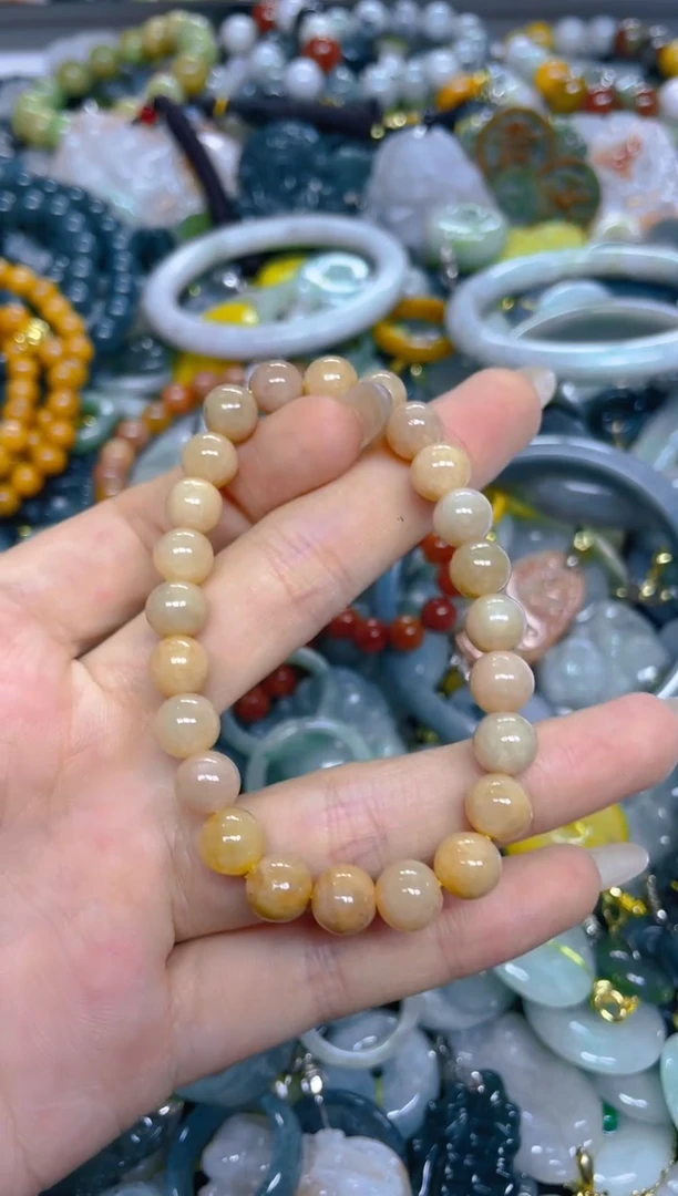 颈饰未镶嵌翡翠8MM/ S /翡翠A货，一件也是批发价