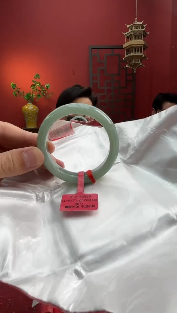 未镶嵌手镯翡翠翡翠手镯2