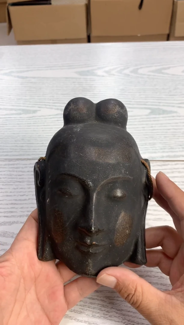 默认微瑕，不退不换，介意勿拍