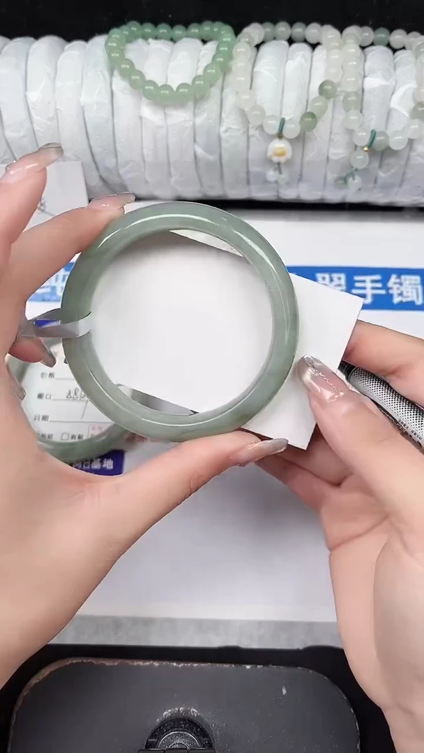 未镶嵌手镯石英质玉219-60/61