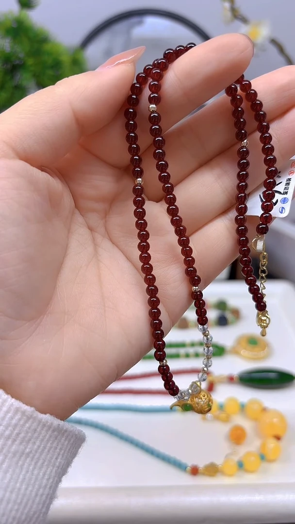 颈饰未镶嵌石榴石X363