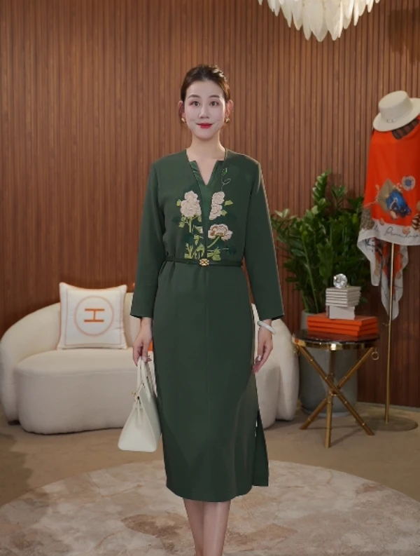 【七景超级太太】高端原创气质轻奢时尚优雅女装连衣裙   SL25005