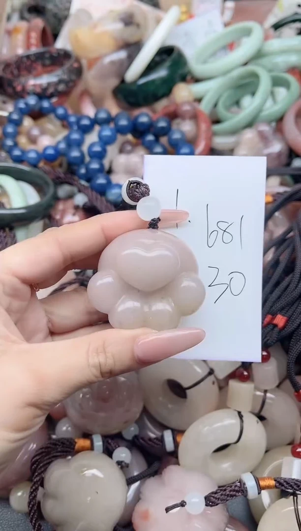 未镶嵌手镯石英质玉681