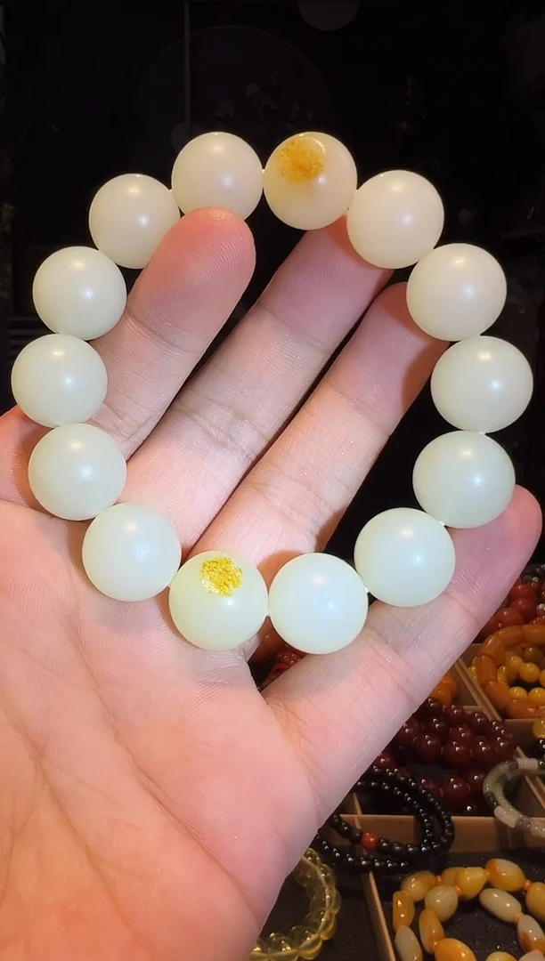 【闪购商品】和田玉手串未镶嵌16+