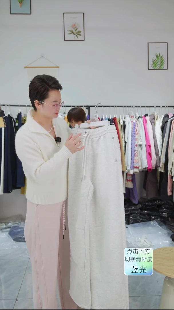 114号 白灰色加绒女裤