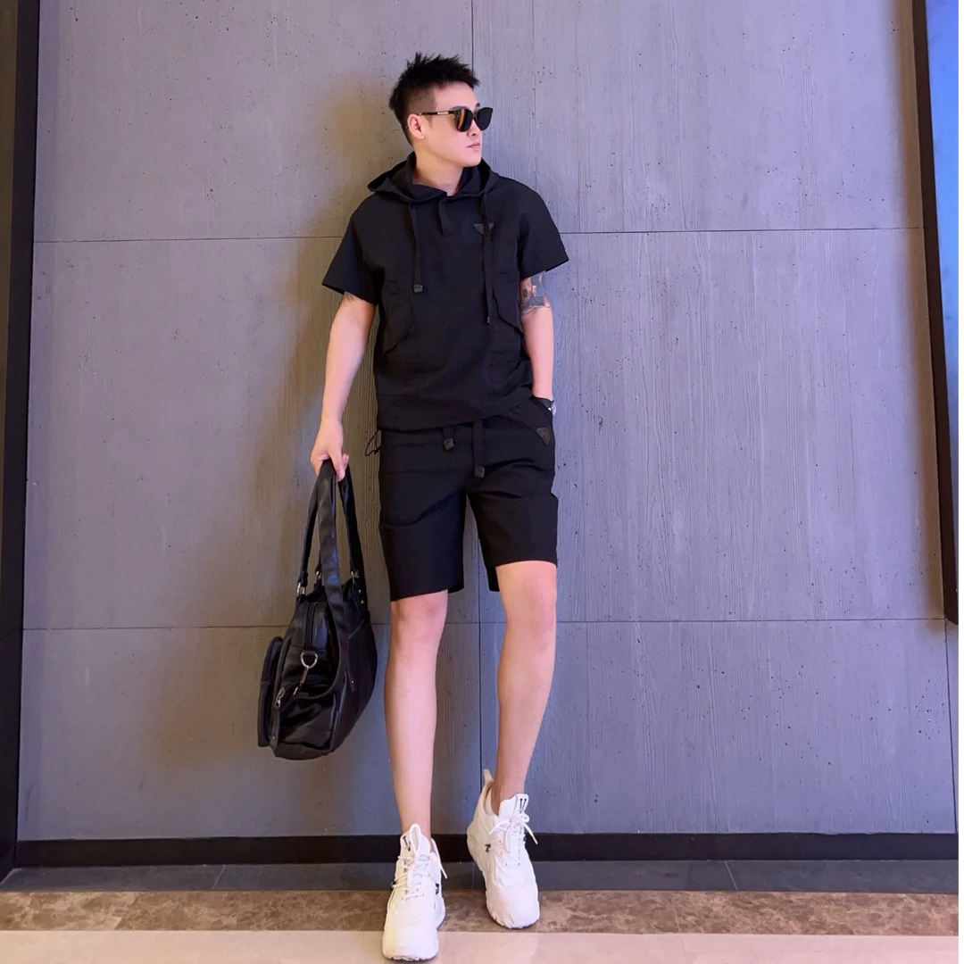 25夏季男士新款休闲套装小众轻奢泡泡面料柔软舒适时尚百搭套装男