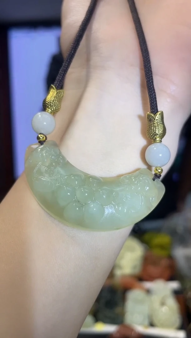 【闪购商品】岫玉吊坠未镶嵌多样性发货*拍一发一