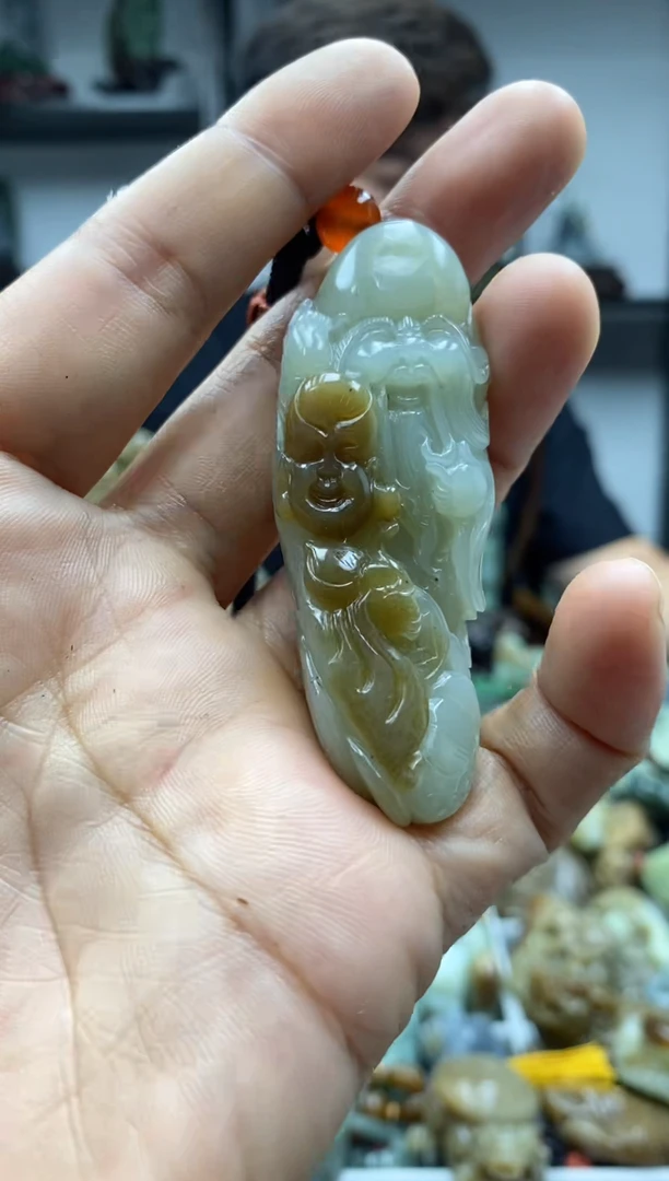 和田玉未镶嵌把件1