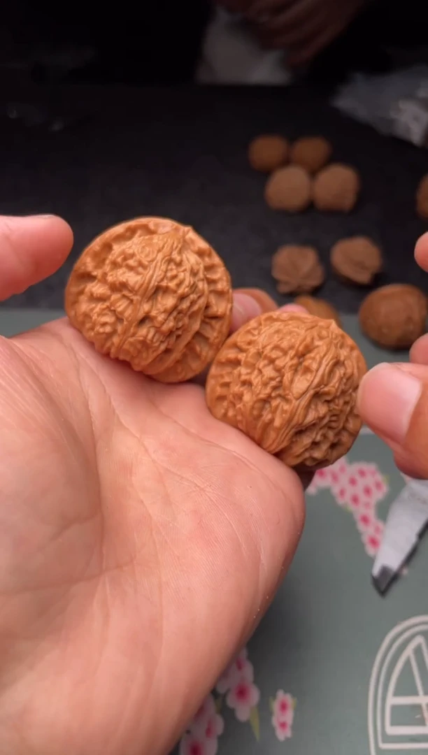 把件文玩核桃a52  白狮子 41尺