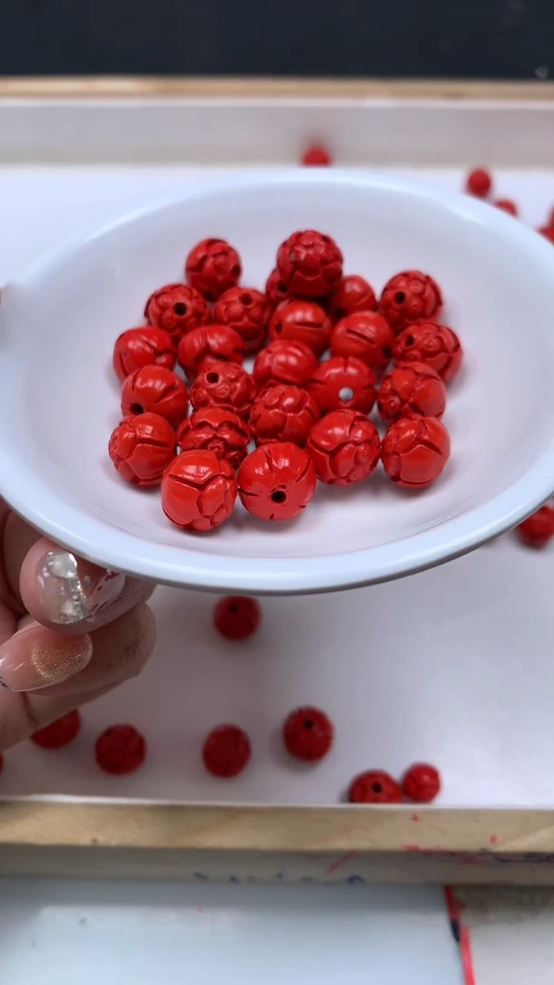 未镶嵌散珠玛瑙/玉髓18红 砂 玉兰花 10*8mm 10个8元