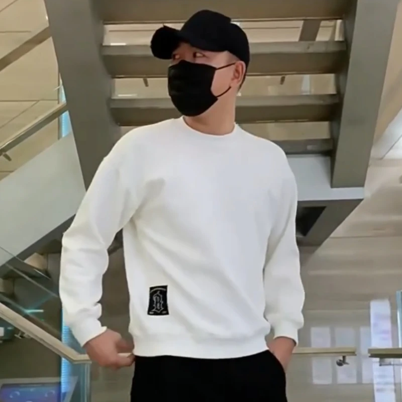 圆领长袖秋冬季打底时尚套头加绒纯色极简约潮流高品质卫衣