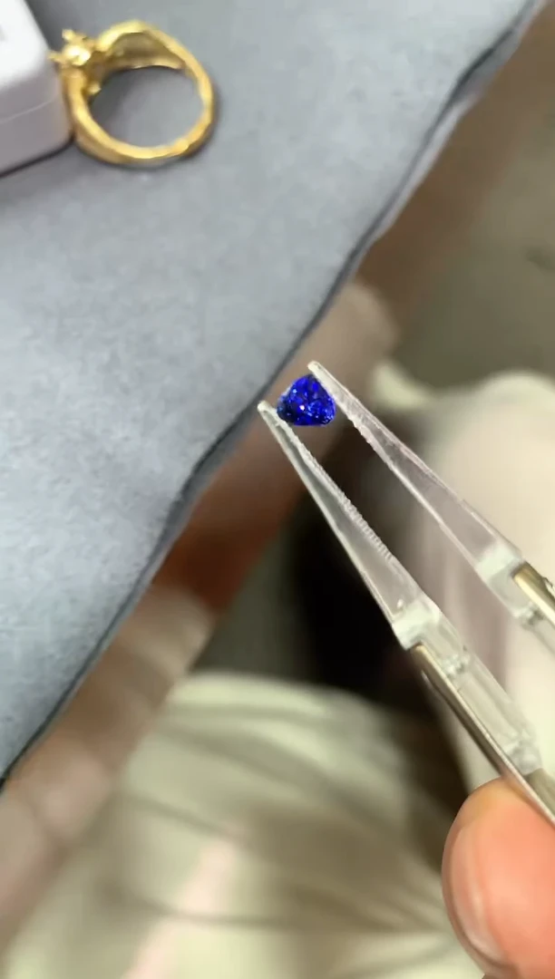 裸石祖母绿0.68ct CGTL74143