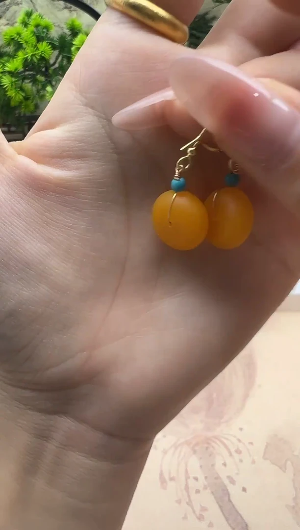 蜜蜡未镶嵌耳饰69