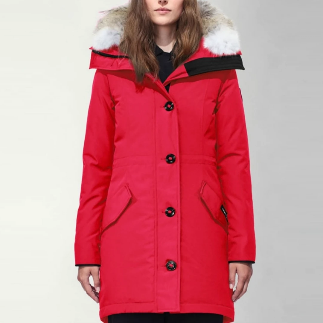 全新未使用 加拿大鹅 女士红色羽绒服149413时尚休闲中长款加厚