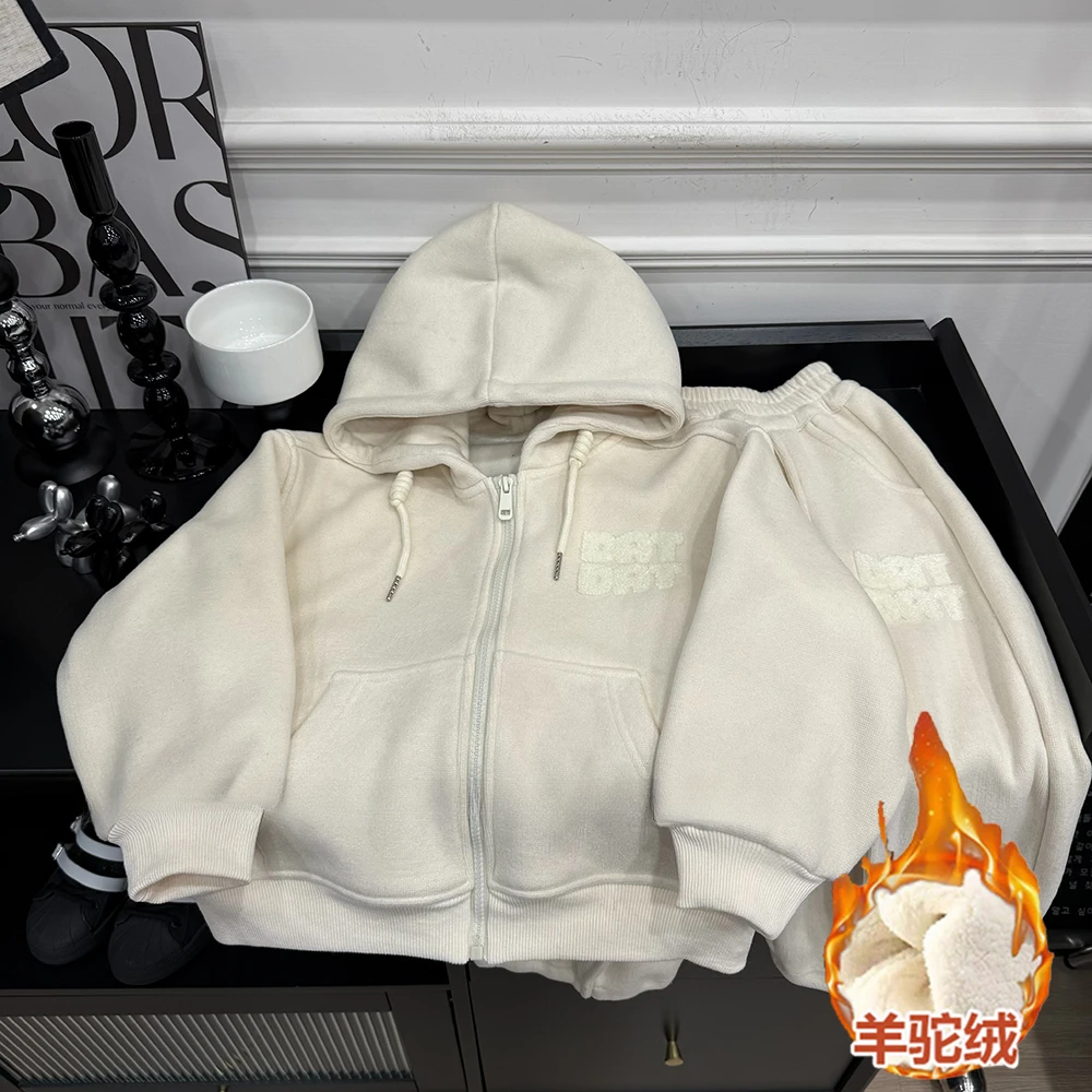 加绒加厚现货发.冬季羊驼绒儿童连帽卫衣套冬季拉链套装