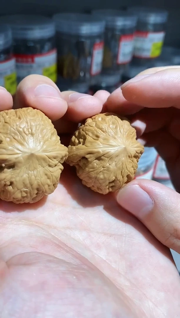 文玩核桃把件全品铁锤32-36