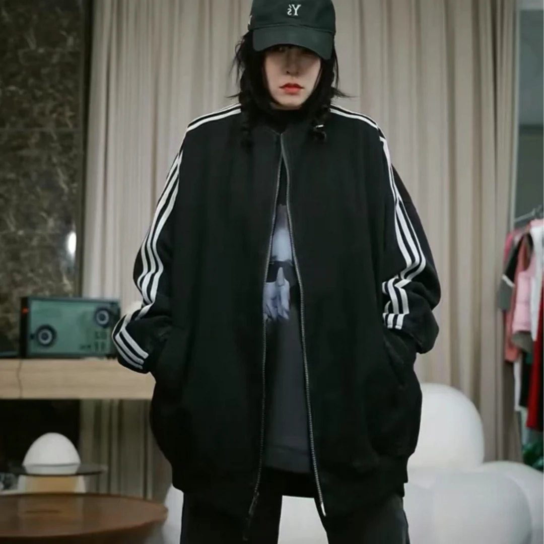 infobyfive2025早春新款宽松时尚三杠牛仔棒球服外套2DI2510