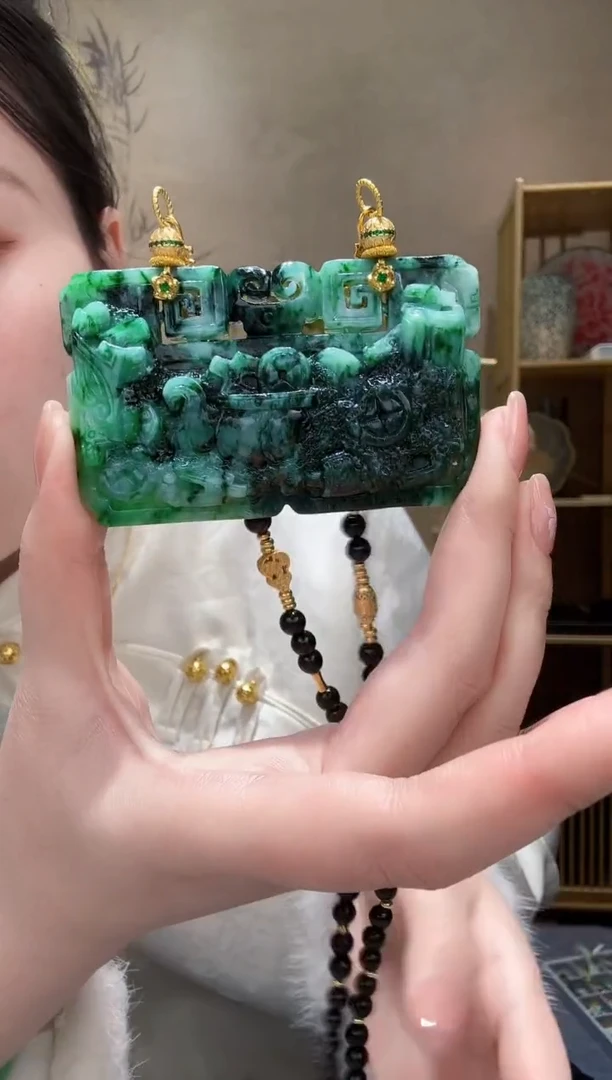 【闪购商品】翡翠颈饰未镶嵌吊坠