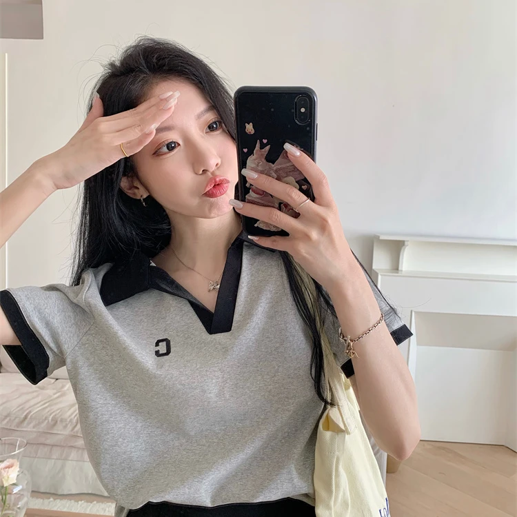 夏季哺乳衣短袖t恤喂奶上衣显瘦减龄翻领撞色设计感产后月子服