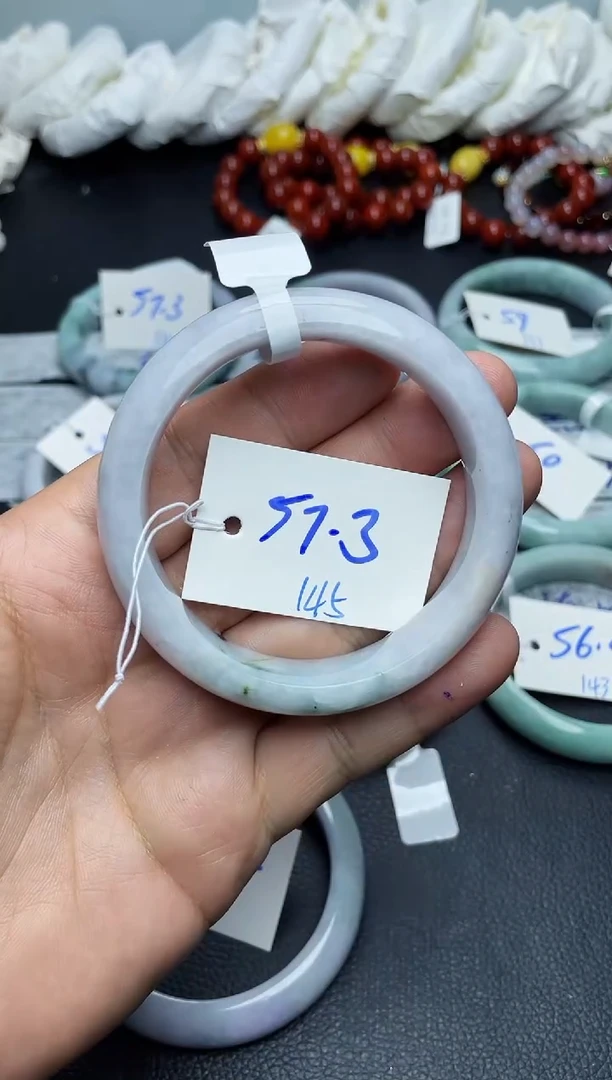 未镶嵌手镯翡翠145