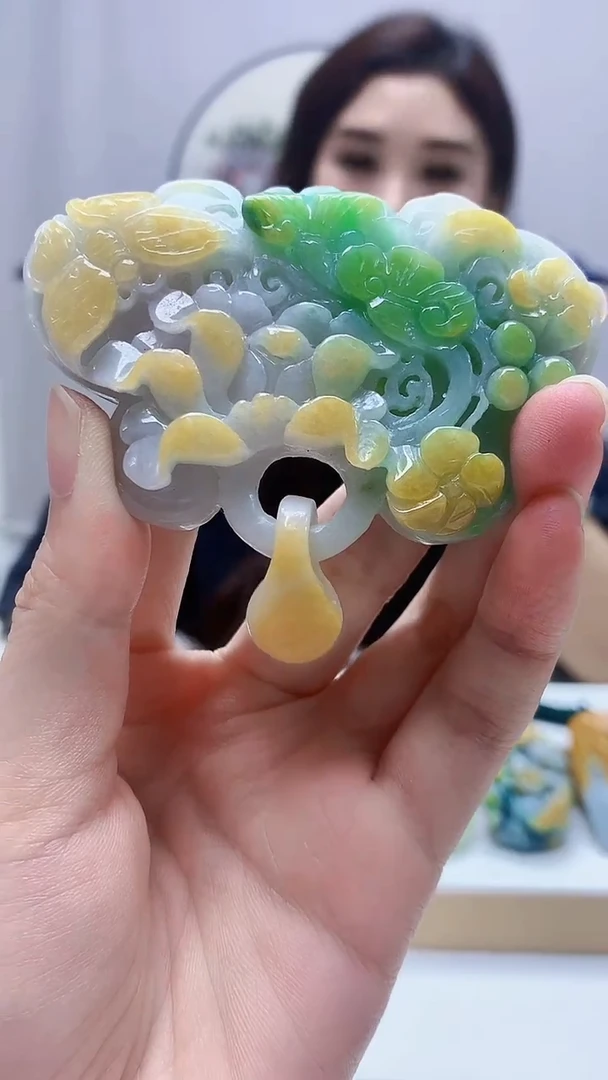 未镶嵌定制翡翠4829zm-毛货挂件96